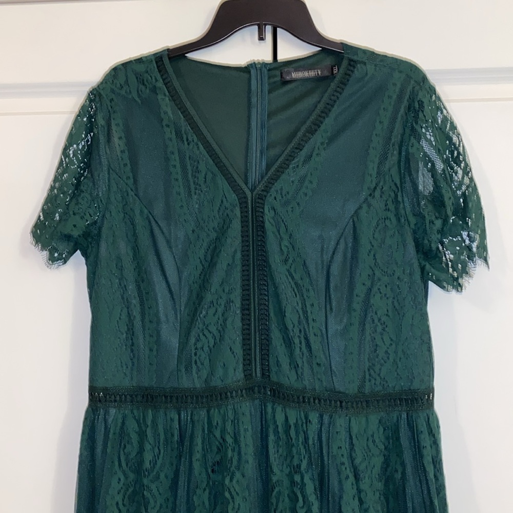 Dress - Hunter Green - Picture 2 of 11